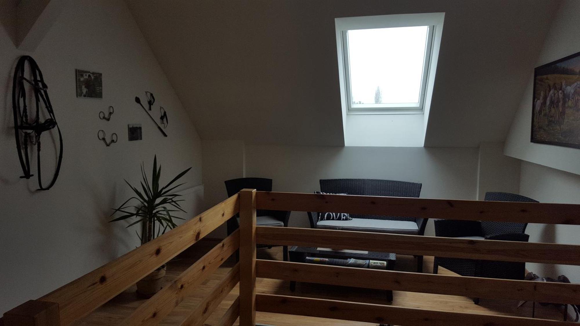 Farm Stay Nh Stables Nyrany Стая снимка