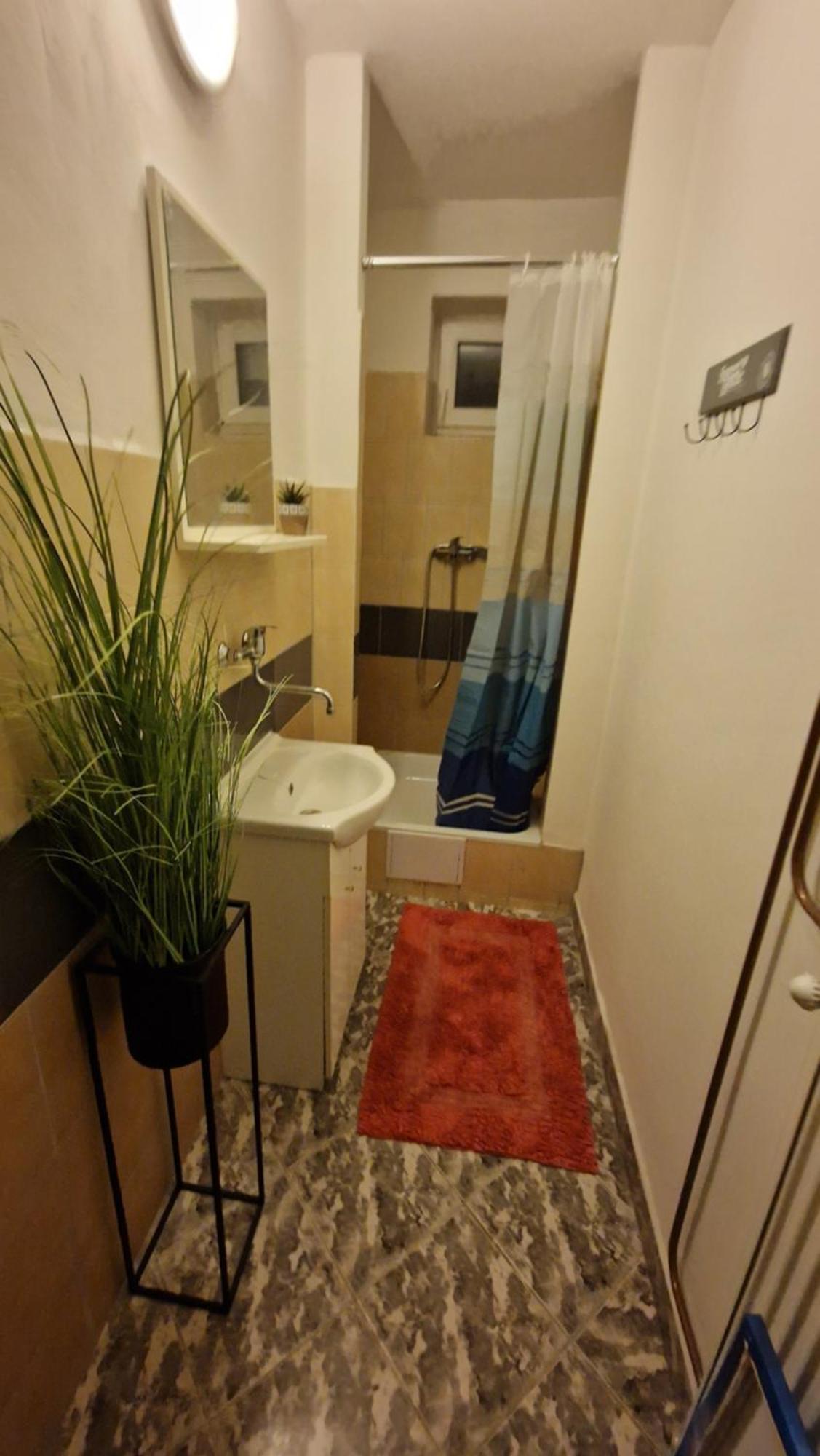Farm Stay Nh Stables Nyrany Екстериор снимка