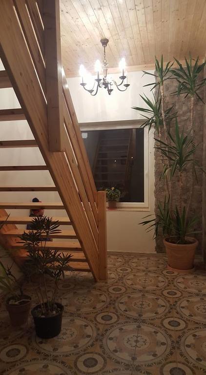 Farm Stay Nh Stables Nyrany Екстериор снимка